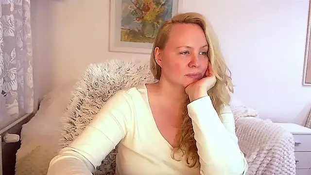 Sarah4you online show from 1, 1, 2025