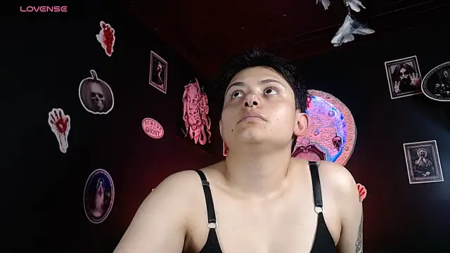 girl intense444 online show from 27, 10, 2025