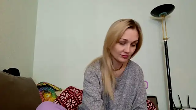 ModelEva online show from 2, 12, 2025