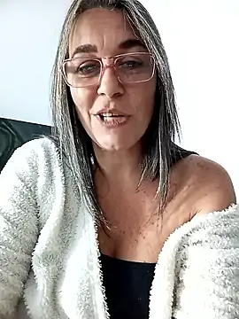 Snapshot of Katy_Randy chatting on 6, 3, 2025 Katy Randy online show from 6, 3, 2025