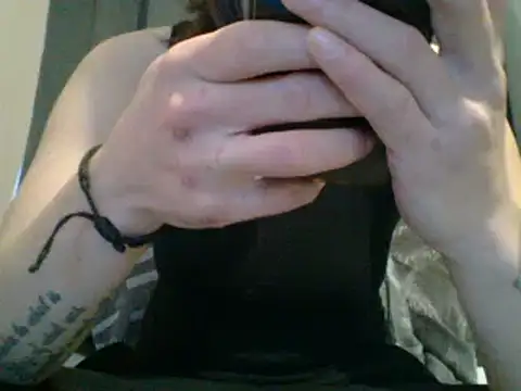 Snapshot of geilmeisje98 chatting on 14, 2, 2025 geilmeisje98 online show from 14, 2, 2025