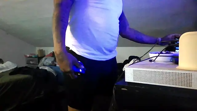 ReeferMadness59 online show from 19, 4, 2026