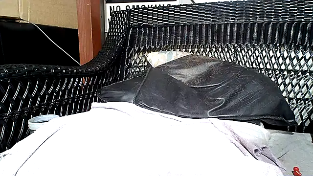 HungHawaiian808xh online show from 9, 12, 2024