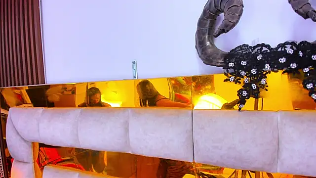 bigass monic online show from 10, 1, 2026