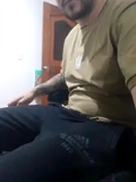 Snapshot of marindanielf chatting on 7, 11, 2025 marindanielf online show from 7, 11, 2025