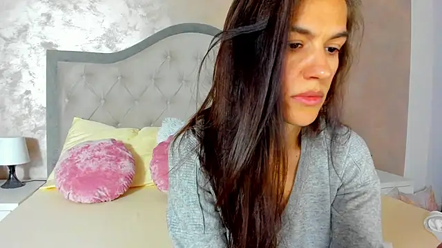 Snapshot of JennaMyers chatting on 8, 5, 2026 JennaMyers online show from 8, 5, 2026