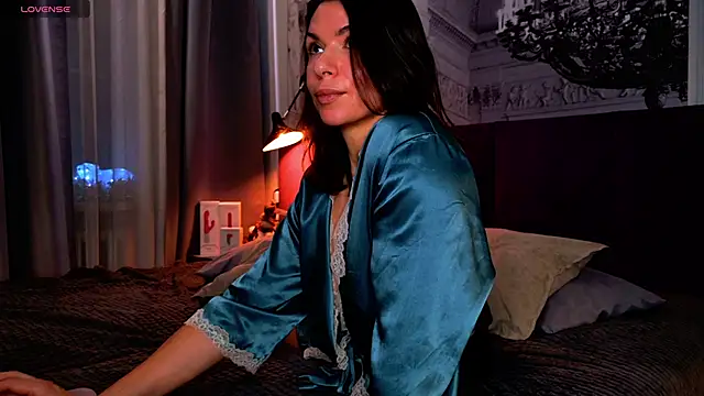 SofiaFoster  online show from 28, 12, 2024