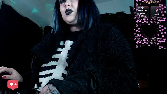 Psychobitch7 online show from 31, 3, 2026