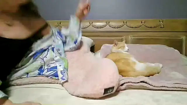 Lisaisluscious online show from 18, 4, 2026