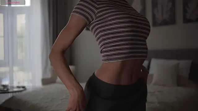 Danielle Thomas online show from 13, 9, 2025