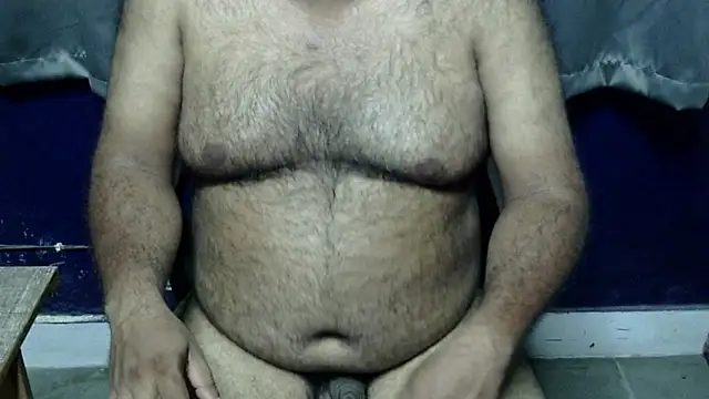 Snapshot of hairysubcub_70 chatting on 9, 6, 2026 hairysubcub 70 online show from 9, 6, 2026