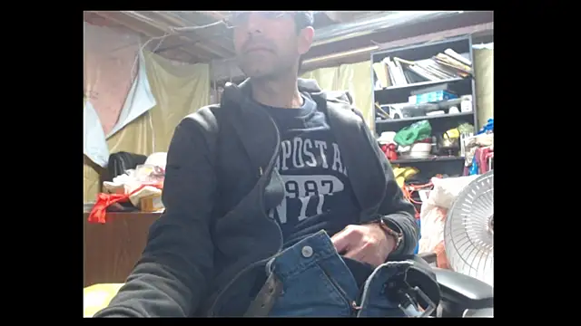 Gsmile1 online show from 21, 12, 2024