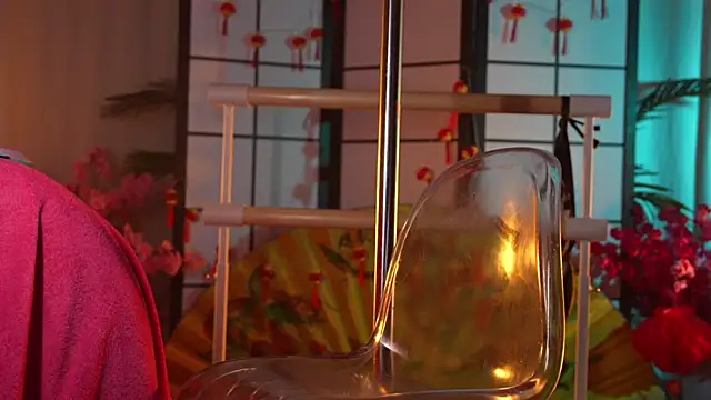 KittyCaitlin online show from 14, 2, 2025