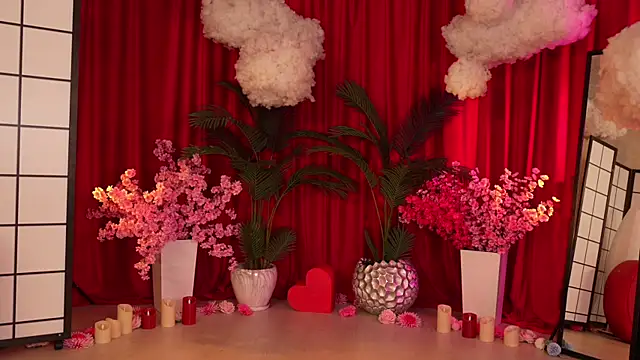 KittyCaitlin online show from 20, 2, 2025