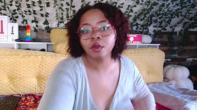 -khayaparker online show from 17, 1, 2025