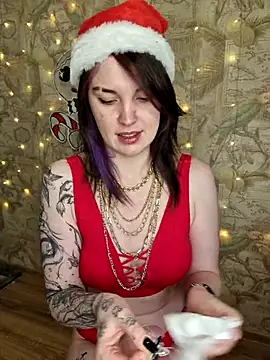 LazyTanukii online show from 23, 12, 2025