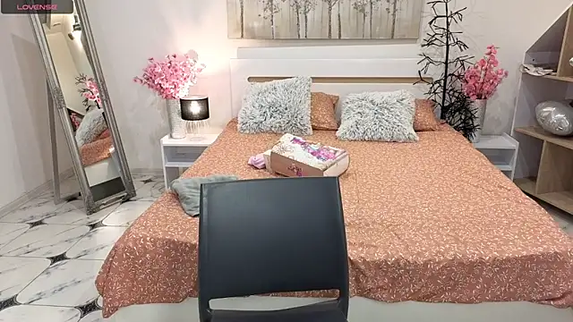 CharmedDoll online show from 23, 9, 2025