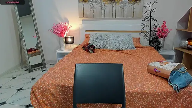 CharmedDoll online show from 16, 10, 2025