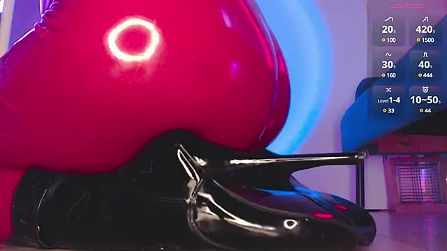 auroralatexprincess online show from 6, 2, 2025