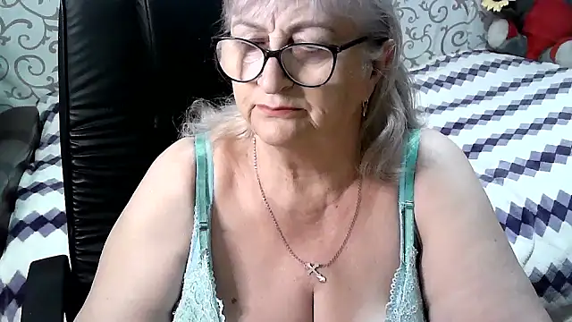 LolkaAlyss online show from 6, 3, 2025