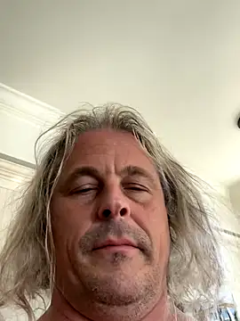 Snapshot of zeus337 chatting on 9, 11, 2025 zeus337 online show from 9, 11, 2025