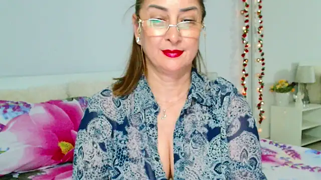 Tyana40 online show from 15, 5, 2026