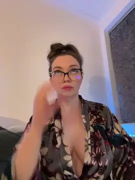 Snapshot of FemDom_RubyKnightXXO chatting on 30, 1, 2025 FemDom RubyKnightXXO online show from 30, 1, 2025