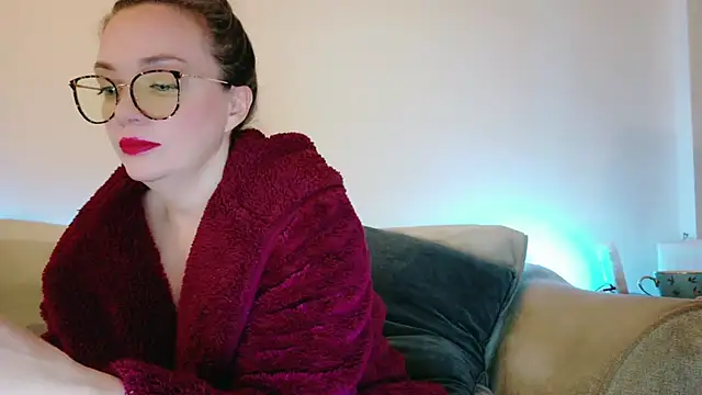 Snapshot of FemDom_RubyKnightXXO chatting on 6, 2, 2025 FemDom RubyKnightXXO online show from 6, 2, 2025