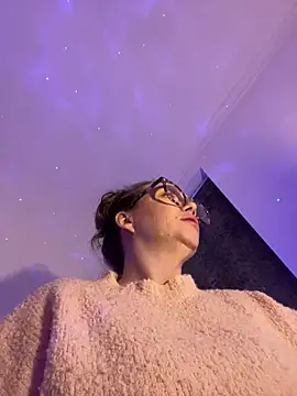 Snapshot of FemDom_RubyKnightXXO chatting on 1, 3, 2025 FemDom RubyKnightXXO online show from 1, 3, 2025