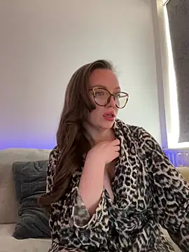Snapshot of FemDom_RubyKnightXXO chatting on 8, 3, 2025 FemDom RubyKnightXXO online show from 8, 3, 2025