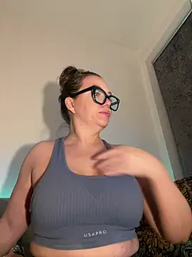 FemDom RubyKnightXXO online show from 18, 3, 2026