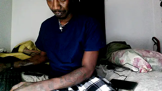 Snapshot of RinsingWood84 chatting on 22, 1, 2025 RinsingWood84 online show from 22, 1, 2025