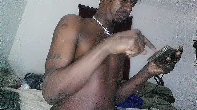 Snapshot of RinsingWood84 chatting on 2, 2, 2025 RinsingWood84 online show from 2, 2, 2025