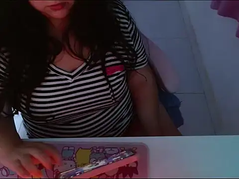 KittyK3 online show from 8, 10, 2025