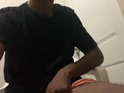 Snapshot of domigoodguy chatting on 21, 2, 2025 domigoodguy online show from 21, 2, 2025