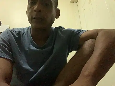 Snapshot of domigoodguy chatting on 22, 2, 2025 domigoodguy online show from 22, 2, 2025
