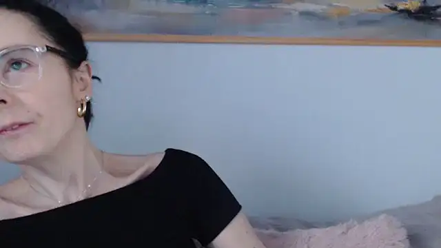 cleophee online show from 9, 4, 2026