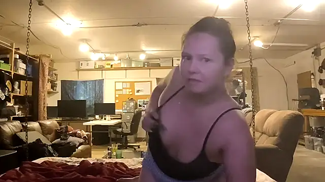 Snapshot of Mostlikely2suckseed88 chatting on 16, 9, 2025 Mostlikely2suckseed88 online show from 16, 9, 2025