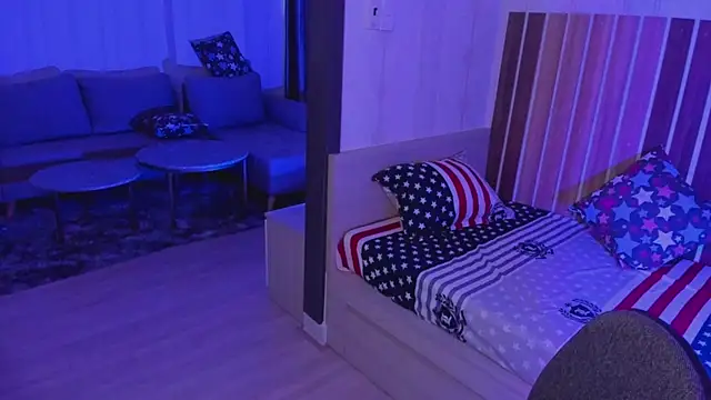 Dora Banks online show from 17, 1, 2025