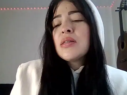 Aleska  Bell online show from 9, 7, 2026