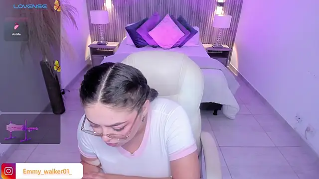 emmy walker online show from 6, 10, 2025