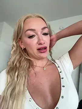 SerenaCloud online show from 5, 2, 2025