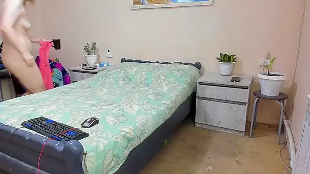 DUSSY PUSSY online show from 15, 2, 2026