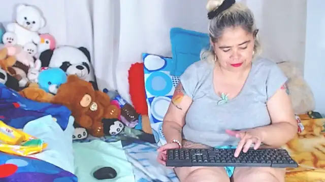 estrellita fugaz16x online show from 28, 9, 2025