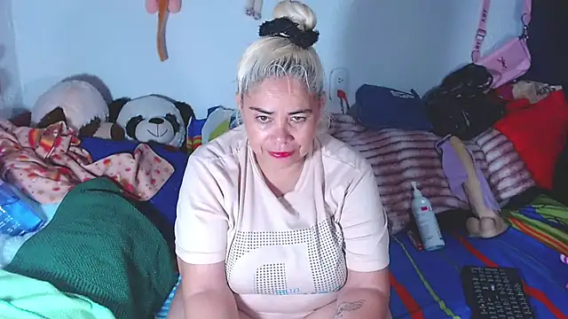 Snapshot of estrellita_fugaz16x chatting on 26, 7, 2026 estrellita fugaz16x online show from 26, 7, 2026