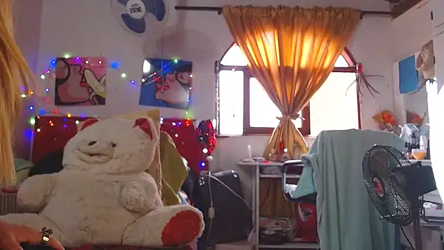 lucy belle bm online show from 22, 2, 2025