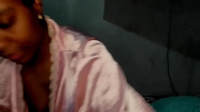 thaimy  online show from 19, 9, 2025