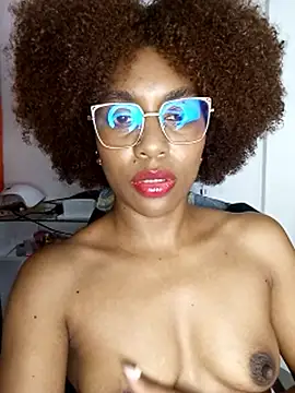 Snapshot of thaimy_ chatting on 7, 5, 2026 thaimy online show from 7, 5, 2026