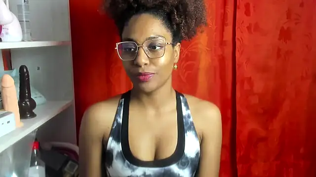 Snapshot of thaimy_ chatting on 22, 5, 2026 thaimy online show from 22, 5, 2026