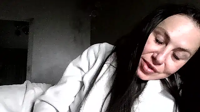 JulianaGold1 online show from 6, 6, 2026
